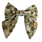 “Bee Happy Dachshunds” Beige Handmade Sailer Bow
